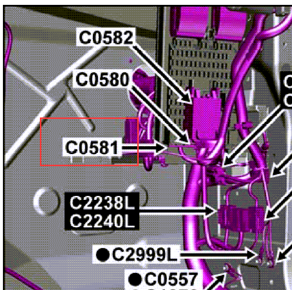2010年路虎揽胜C0581位置