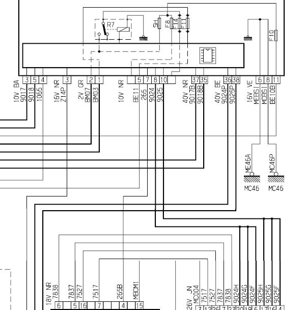 2013年标致308 驻车辅助电路图